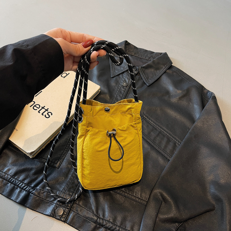 Niche Design Women's Bag Ins M - Interior Design Minimalist review and price